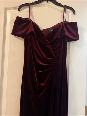 Women’s X dress Maroon velvet size 10